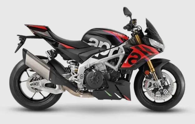 Aprilia Tuono V4 resmi