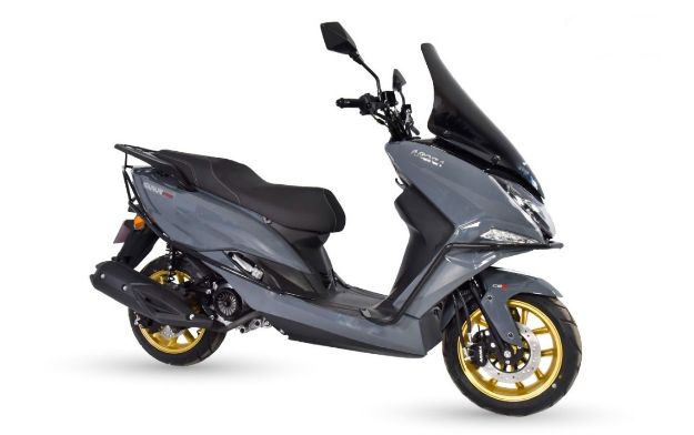 Arora Safari Pro resmi