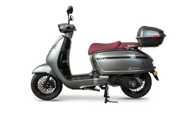 Falcon Martini 125 resmi