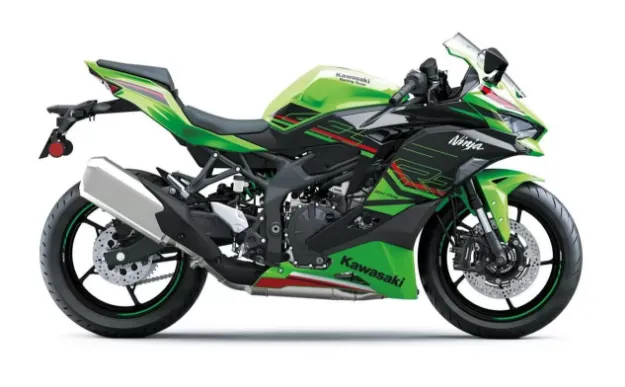 Kawasaki ZX4RR resmi
