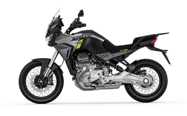 Moto Guzzi Stelvio resmi