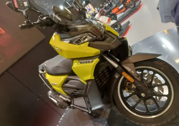 Motolux Ragnar 250 resmi