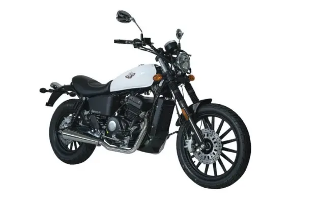 Regal Raptor Cafe Racer 125 resmi