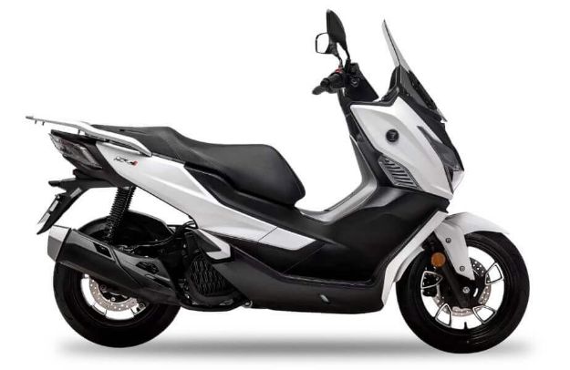 Voge SR1 resmi