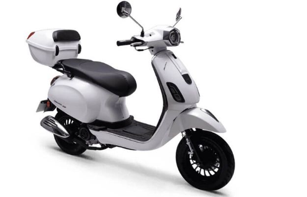 Kuba Azure 50 resmi