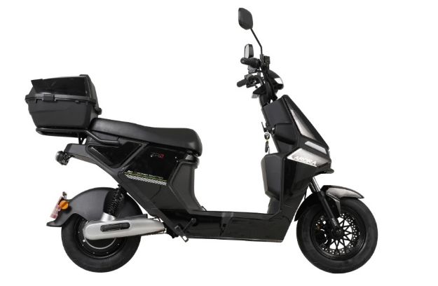 Arora ZR2 resmi