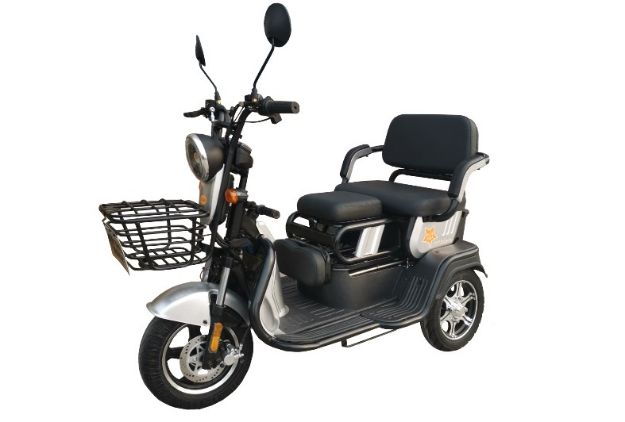 Apachi Q5 resmi
