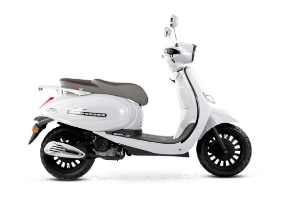 FCM Capricorn resmi