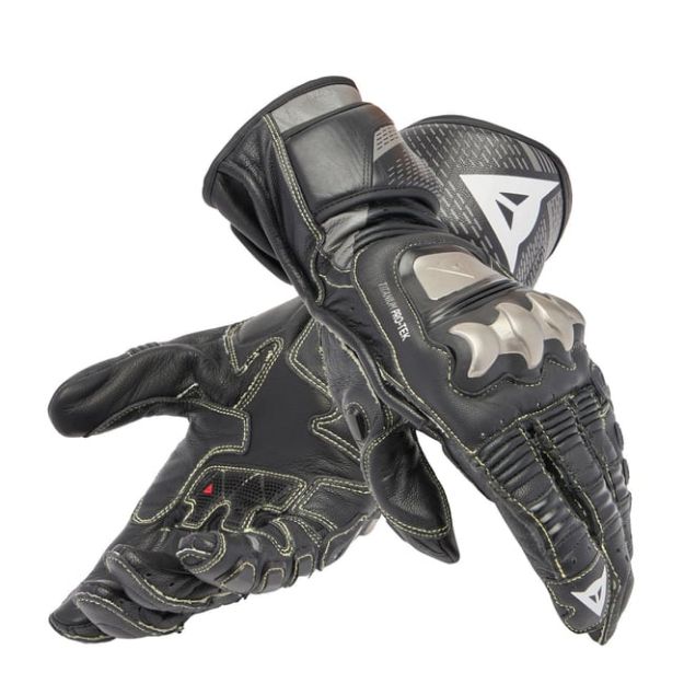 Dainese Full Metal 7 resmi