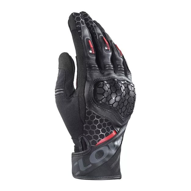Clover Predator-2 resmi