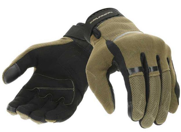 Tucano Urbano Penna resmi